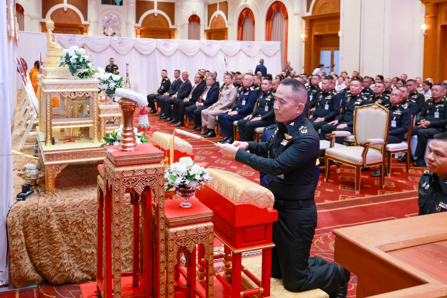 สำนักงานปลัดกระทรวงกลาโหมพร้อมพุทธศาสนิกชนร่วมใจน้อมถวายพระราชกุศล ด้วยสำนึกในพระมหากรุณาธิคุณอย่างหาที่สุดมิได้