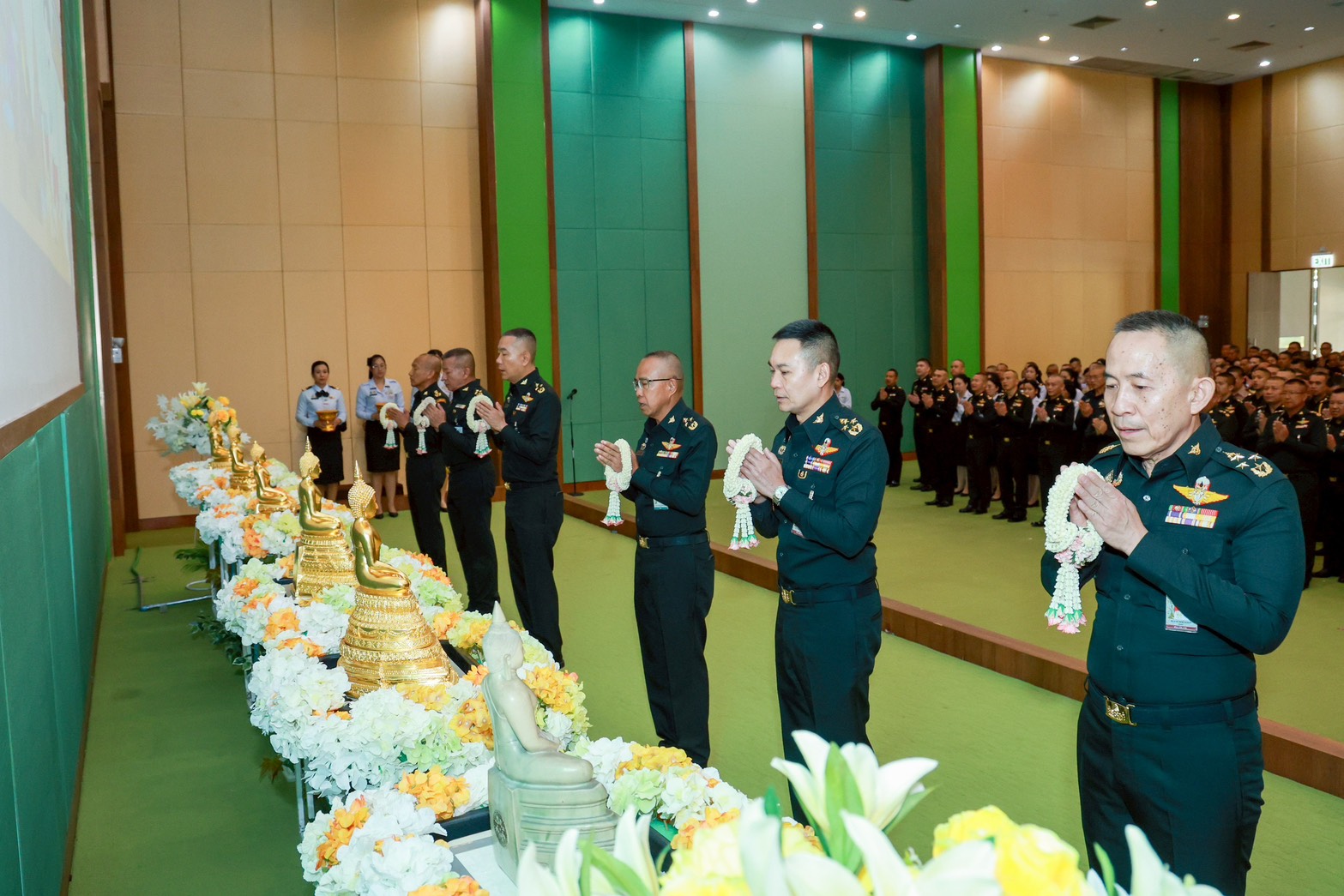 สำนักงานปลัดกระทรวงกลาโหมจัดพิธีสรงน้ำพระพุทธรูป เนื่องในโอกาสประเพณีวันสงกรานต์ ประจำปี ๒๕๖๙