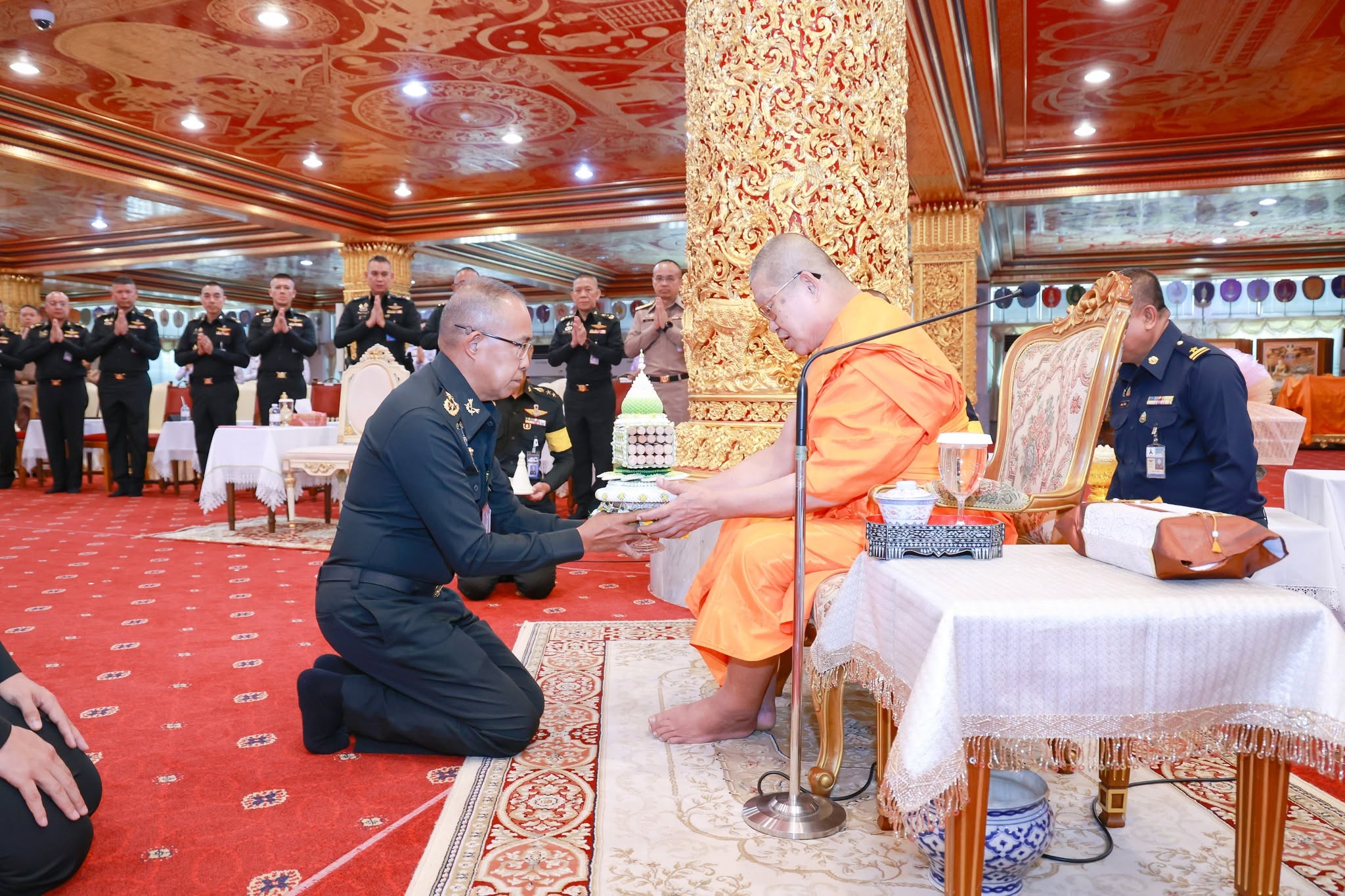 สำนักงานปลัดกระทรวงกลาโหม จัดพิธีลาสิกขาโครงการอุปสมบทหมู่ถวายเป็นพระราชกุศลแด่สมเด็จพระนางเจ้าฯ พระบรมราชินี