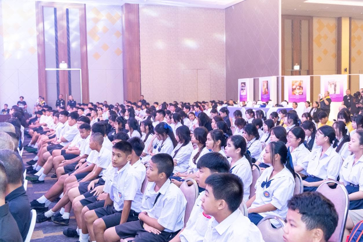 เทิดพระเกียรติด้วยความจงรักภักดี สำนักงานปลัดกระทรวงกลาโหมจัดกิจกรรมเฉลิมพระเกียรติ สมเด็จพระนางเจ้า ฯ พระบรมราชินี
